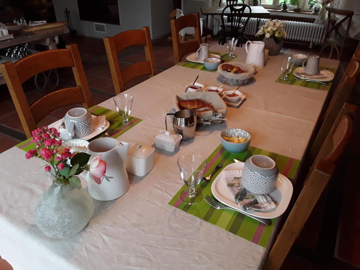 Au Moulin De Valerie Bed & Breakfast Frencq Eksteriør bilde